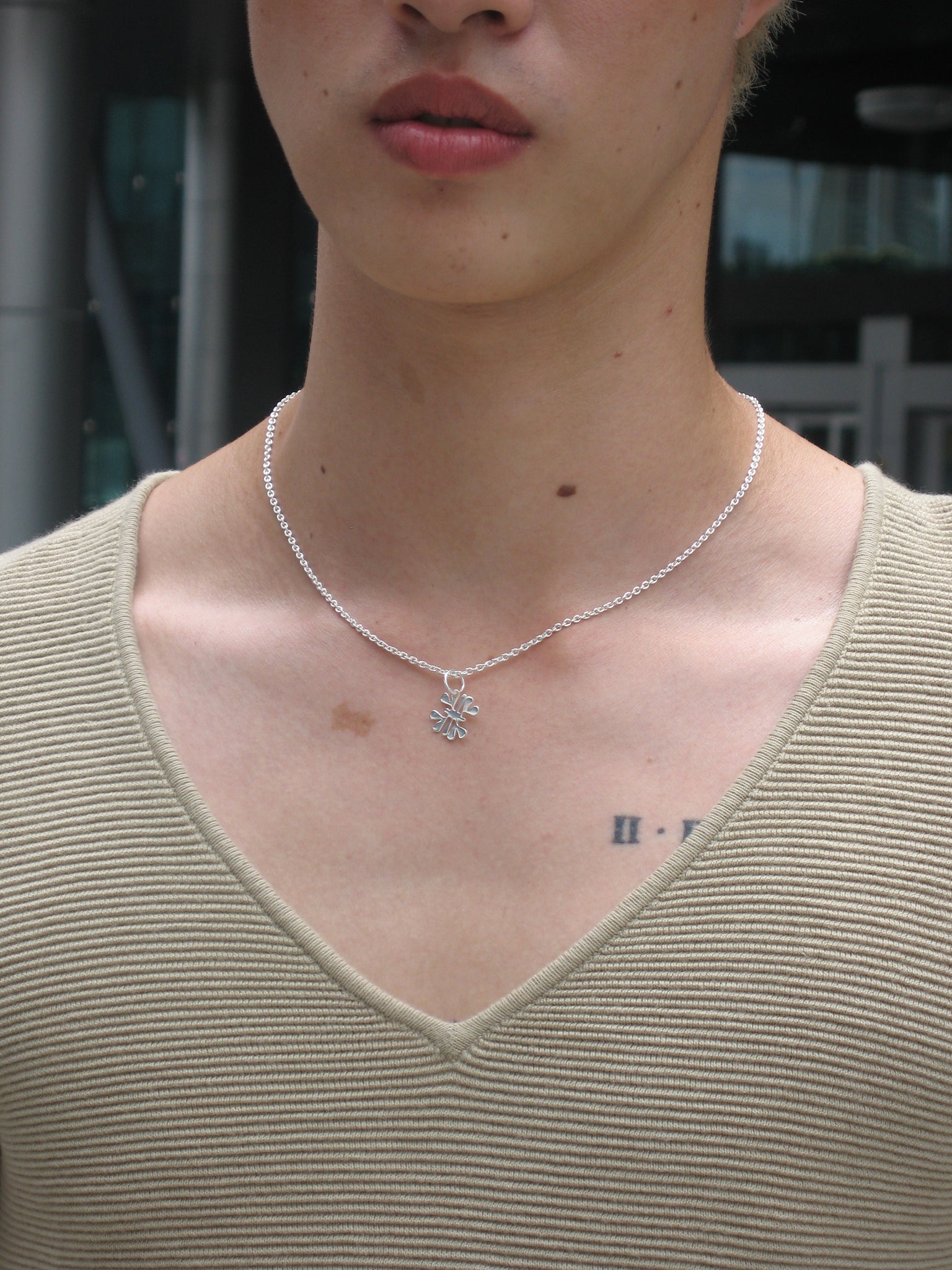 W0dd LOGO NECKLACE