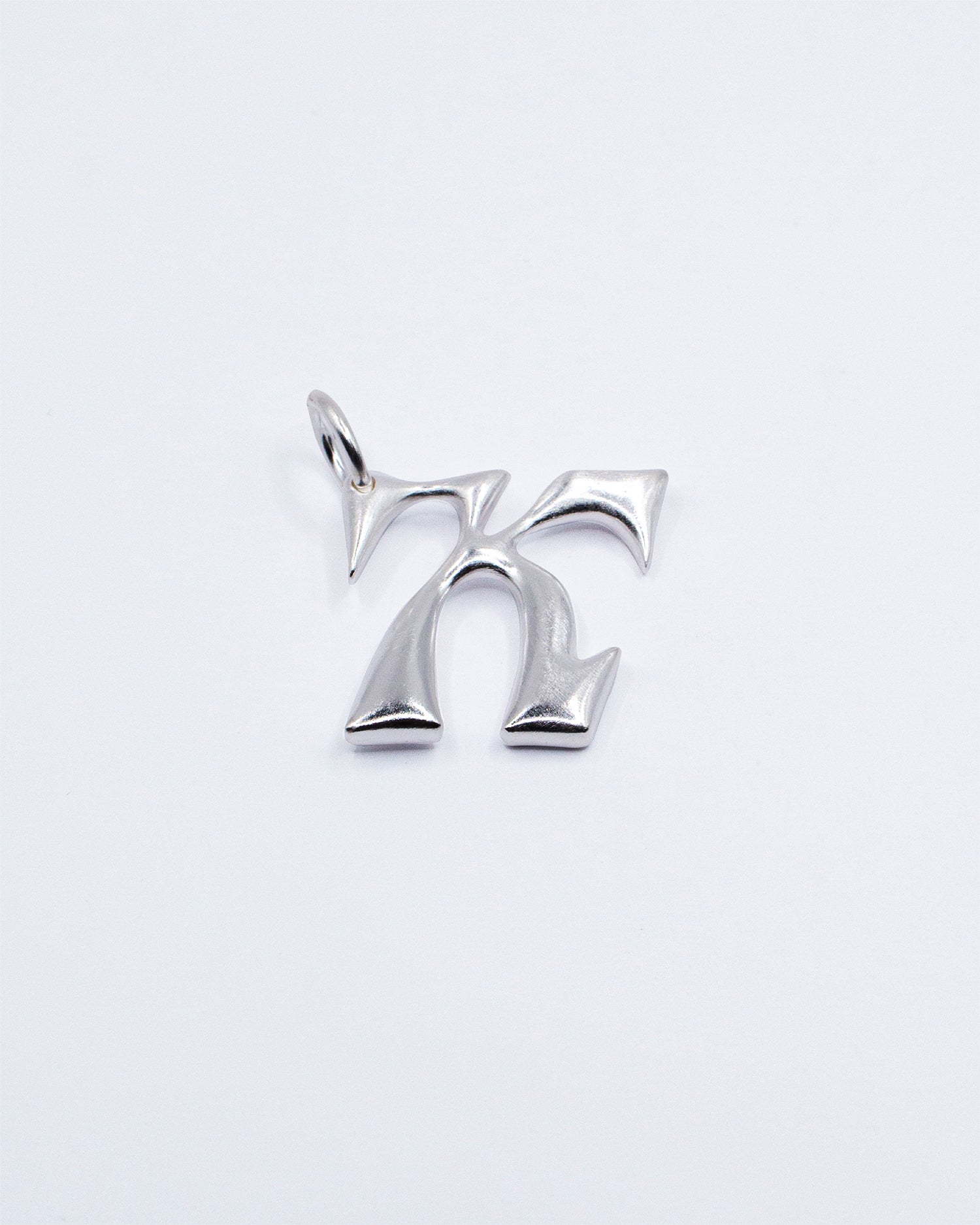 W0dd ALPHABET PENDANT